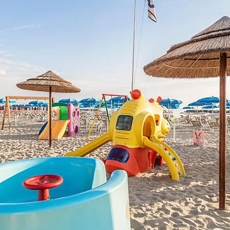 Отель Evo Boutique & Беллария-Иджеа-Марина