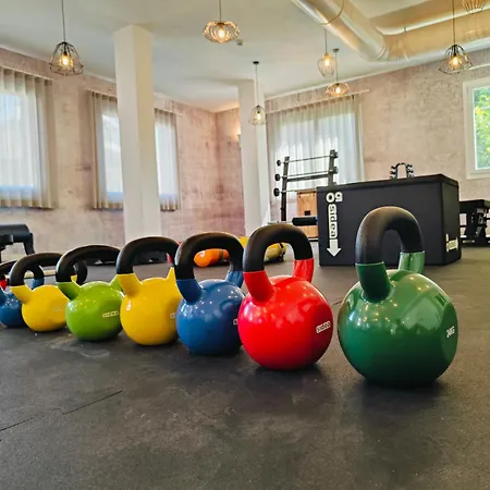 Evo Boutique & Беллария-Иджеа-Марина