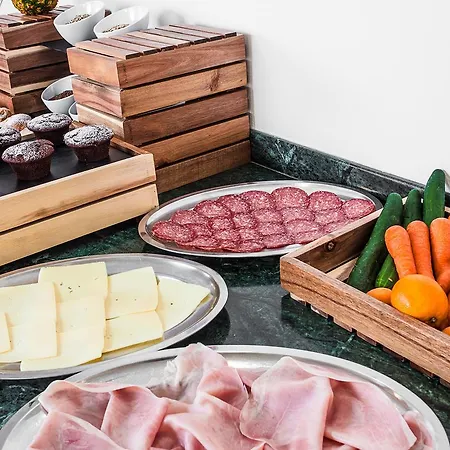 Отель Evo Boutique & Беллария-Иджеа-Марина