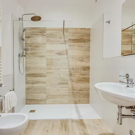 Отель Evo Boutique & Беллария-Иджеа-Марина