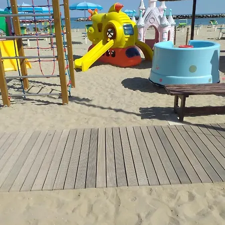 Отель Evo Boutique & Беллария-Иджеа-Марина