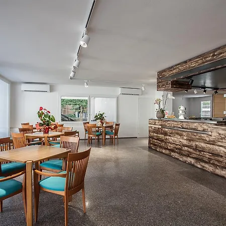 Hotel Evo Boutique & 3*