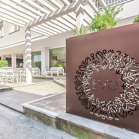 Hotel Evo Boutique & 3*