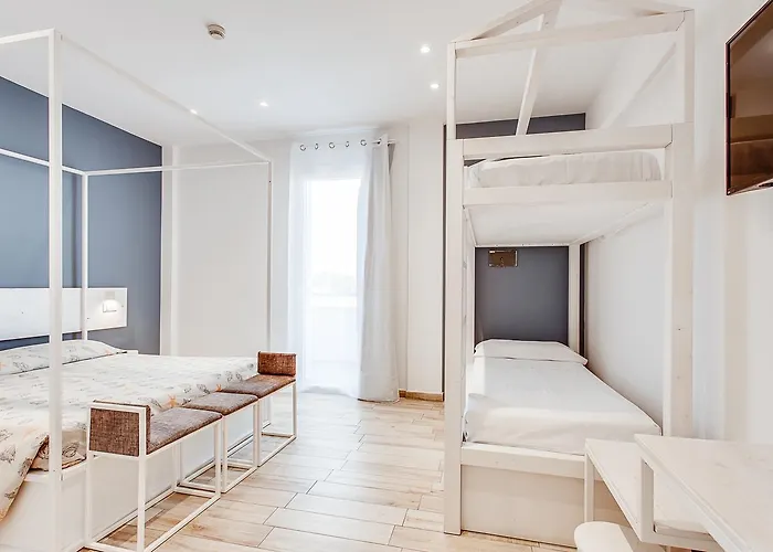 Evo Boutique & Bellaria – Igea Marina