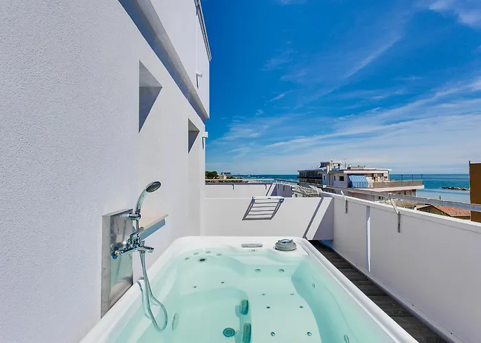 Evo Boutique & 3* Bellaria – Igea Marina